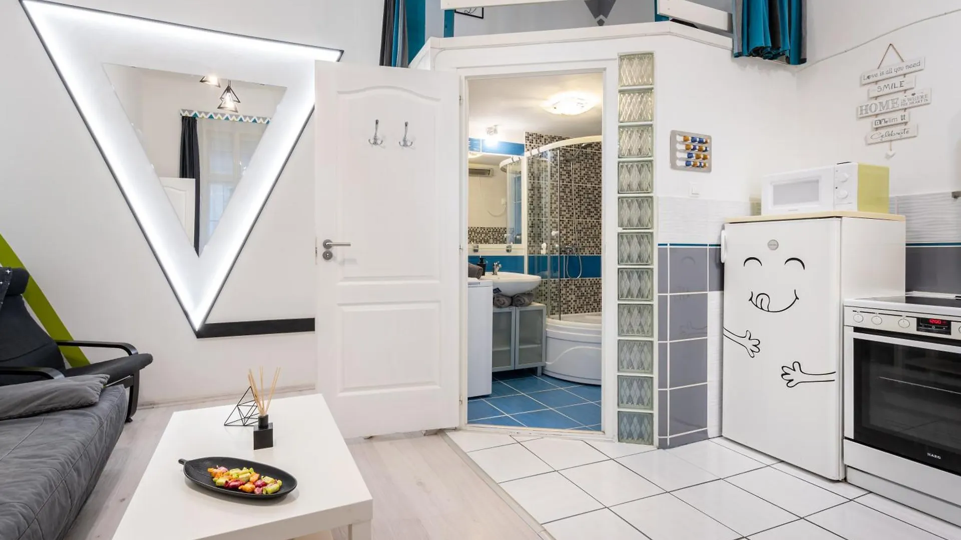 Triangle Apartment - Free Parking! Budapeşte 0*,